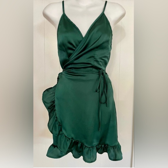 Princess Polly My Jewel Emerald Green Wrap Dress sz 12 - Picture 2 of 6